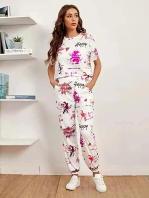 HouseOfCommon Women Embellished Pink Night Suit Set