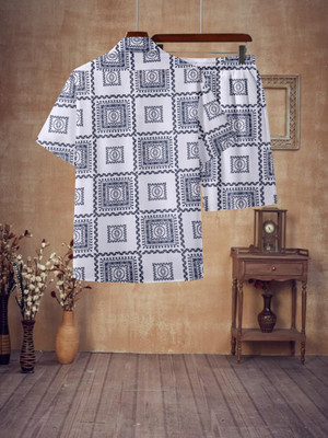GLORI STAR Men Printed White Night Suit Set