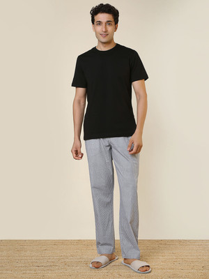 SLEEPZ BY RAYMOND Men Solid Black, Grey Top & Pyjama Set