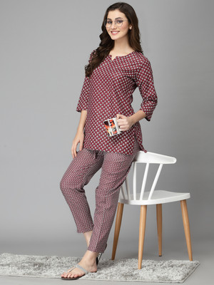 ki and ka Women Printed Maroon Top & Pyjama Set