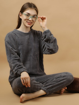 PKF Women Solid Grey Night Suit Set