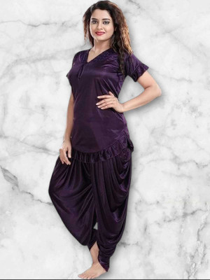 HouseOfCommon Women Solid Purple Night Suit Set