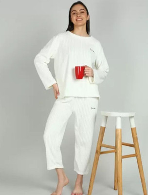 Lugo Women Solid White Night Suit Set