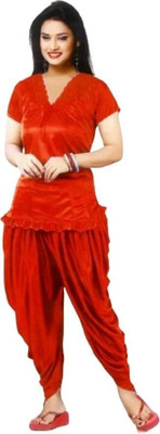 HouseOfCommon Women Solid Red Night Suit Set