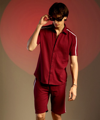 CAMPUS SUTRA Men Solid Red Top & Shorts Set