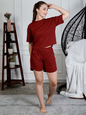 ETC Women Solid Maroon Top & Shorts Set