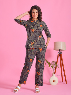 Sanskrutihomes Women Printed Multicolor Night Suit Set