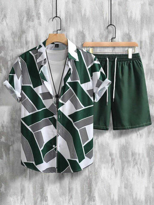 cottonkurtis Men Printed Green, White Top & Shorts Set