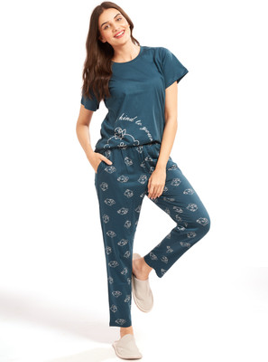 AV2 Women Animal Print Green Top & Pyjama Set