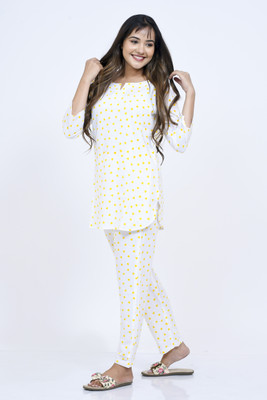 Well style Women Printed Yellow Top & Pyjama Set