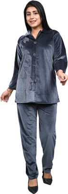 Noni Textile Women Solid, Embellished Grey Night Suit Set