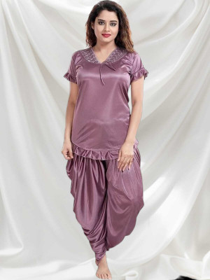 HouseOfCommon Women Solid Purple Night Suit Set