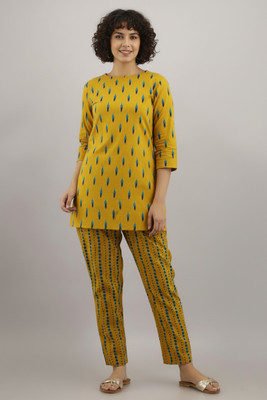 Glimmr Fab Women Printed Yellow Top & Pyjama Set