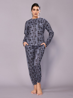 HouseOfCommon Women Printed Black Night Suit Set