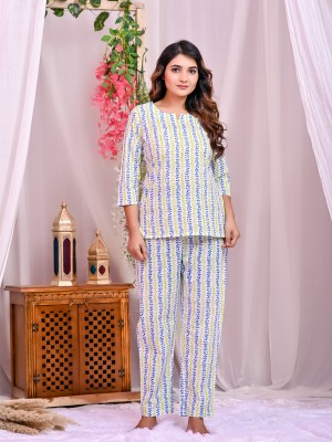 PINKPERRY Women Printed Green, Blue Top & Pyjama Set