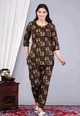 WANRIP Women Printed Black Top & Pyjama Set