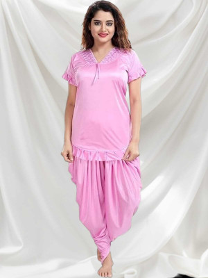 HouseOfCommon Women Solid Pink Night Suit Set