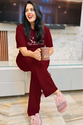 IDV Women Printed Maroon Night Suit Set