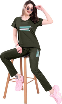 Kiswa Women Solid Green Top & Pyjama Set