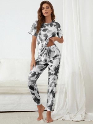 Hercill Women Printed Black Top & Pyjama Set