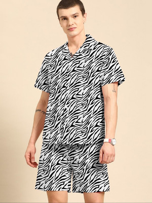 MAA UMA Men Printed Black Top & Shorts Set