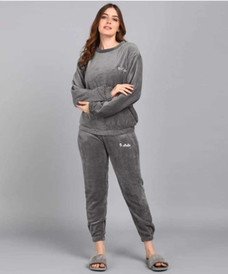 Rouniyar Women Solid Grey Night Suit Set