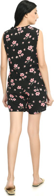ShopGlobal Women Floral Print Black Top & Shorts Set
