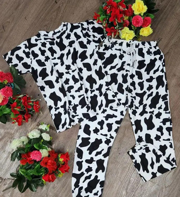 HouseOfCommon Women Printed White, Black Night Suit Set