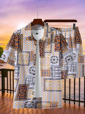 Varni Creation Men Printed Beige Top & Shorts Set