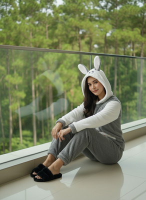 SKG Women Self Design, Printed Grey Night Suit Set