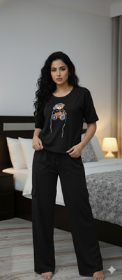 STILIFY Women Graphic Print, Solid Black Night Suit Set