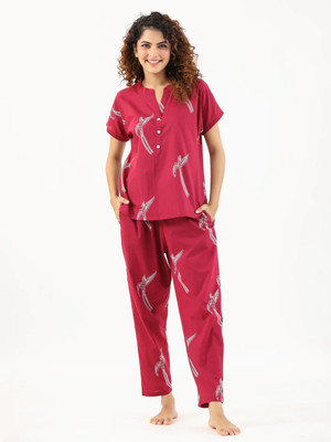 CLOTHYFUSION Women Printed Maroon Night Suit Set