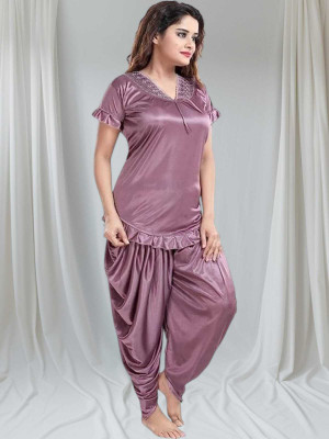 HouseOfCommon Women Solid Purple Night Suit Set