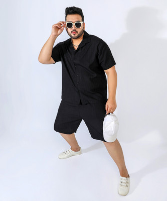 Instafab Plus Men Solid Black Top & Shorts Set