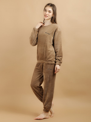 winkelstreet Women Solid Maroon Night Suit Set