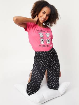 MAX Women Printed Pink Top & Capri Set