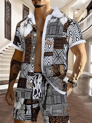 cottonkurtis Men Ombre/Dyed Multicolor Top & Shorts Set