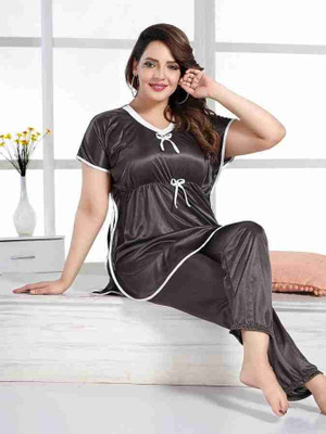HouseOfCommon Women Solid Grey Night Suit Set
