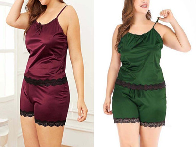 Vastly Women Solid Maroon, Green Top & Shorts Set
