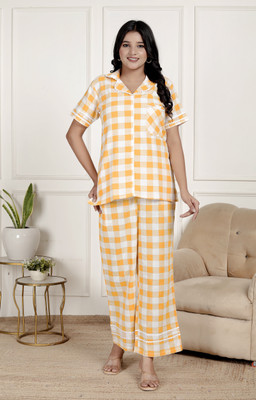 THEBMTRENDS Women Checkered Yellow Night Suit Set