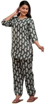 SAYANG Women Printed Grey Top & Pyjama Set