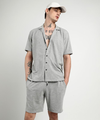 CAMPUS SUTRA Men Self Design Grey Top & Shorts Set