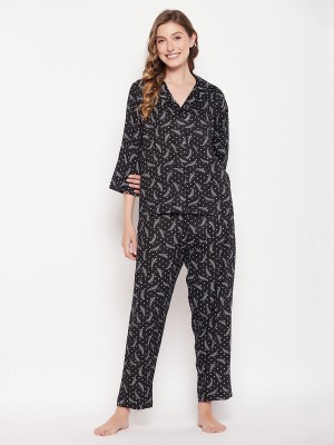 Clovia Women Graphic Print Black Top & Pyjama Set