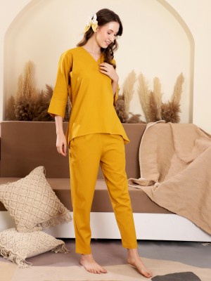 Sanskrutihomes Women Solid Yellow Night Suit Set