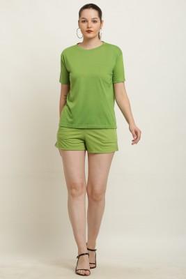 elegance redefined Women Solid Green Top & Shorts Set