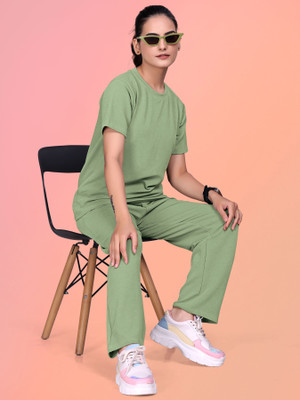 HouseOfCommon Women Solid Light Green Top & Pyjama Set