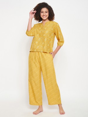 Clovia Women Floral Print Yellow Top & Pyjama Set