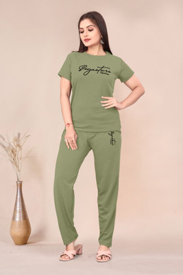Kiaaa Women Printed Gold Night Suit Set
