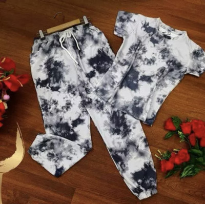 LAXNEEP Women Printed Multicolor Top & Pyjama Set