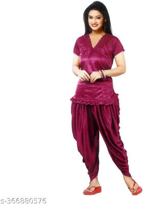 HouseOfCommon Women Solid Maroon Night Suit Set